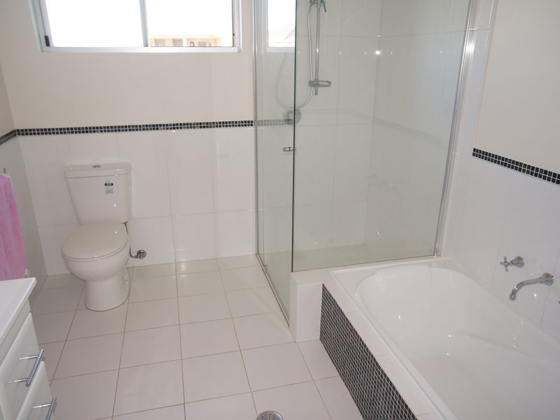 22 Bluehaven Drive, Old Bar NSW 2430