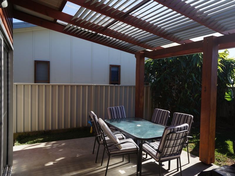 22 Bluehaven Drive, Old Bar NSW 2430