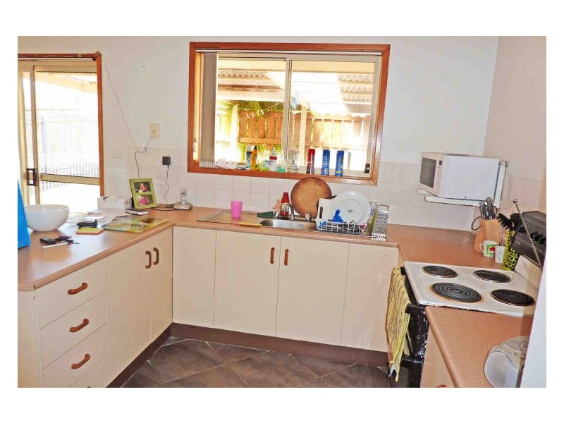20 Gannet Crescent, Old Bar NSW 2430