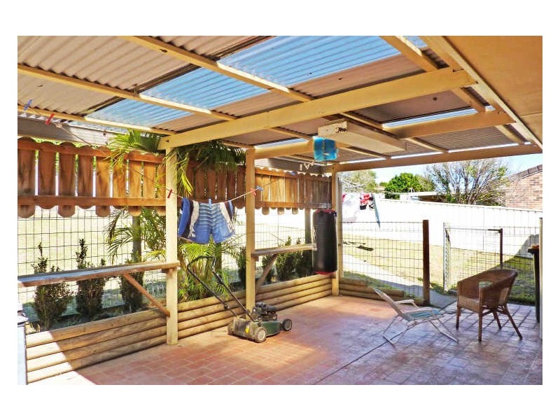 20 Gannet Crescent, Old Bar NSW 2430