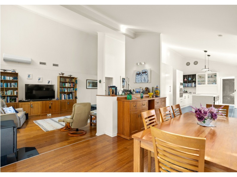 3 Cassia Close, Old Bar NSW 2430