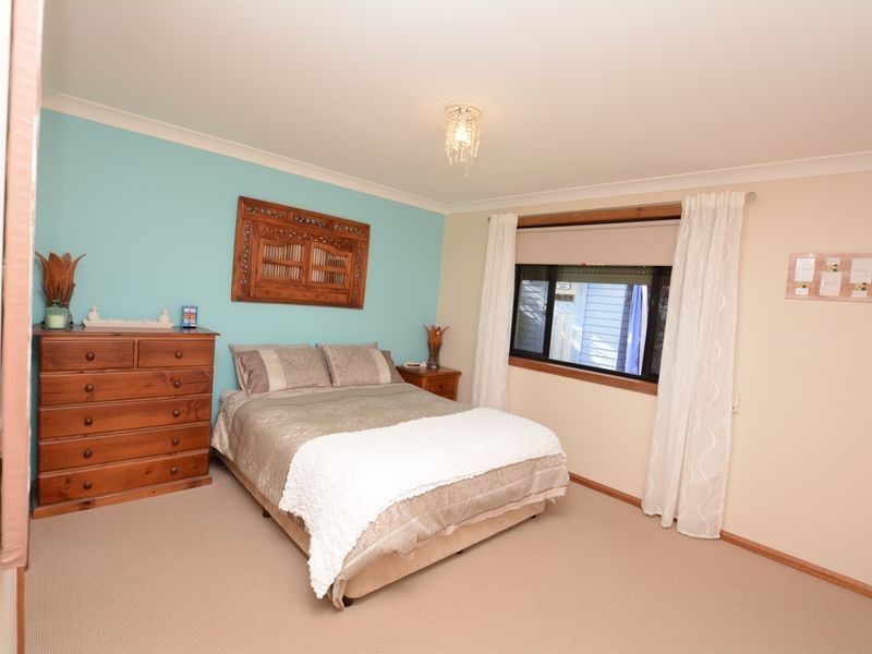 13 Shantull Drive, Wallabi Point NSW 2430