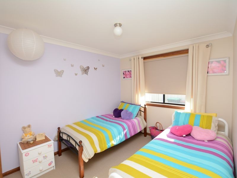 13 Shantull Drive, Wallabi Point NSW 2430