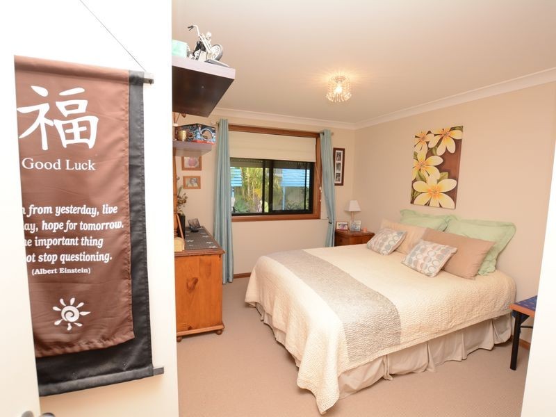 13 Shantull Drive, Wallabi Point NSW 2430