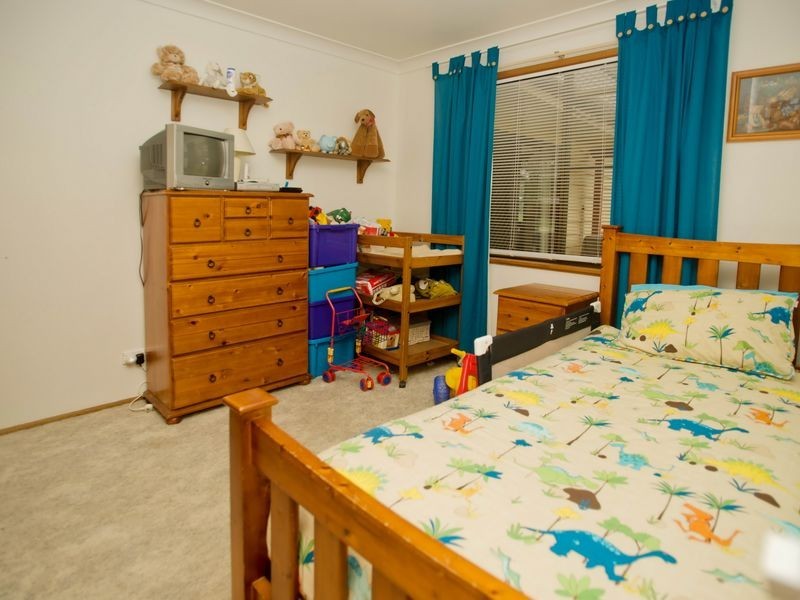 10 Narrung Place, Oxley Island NSW 2430