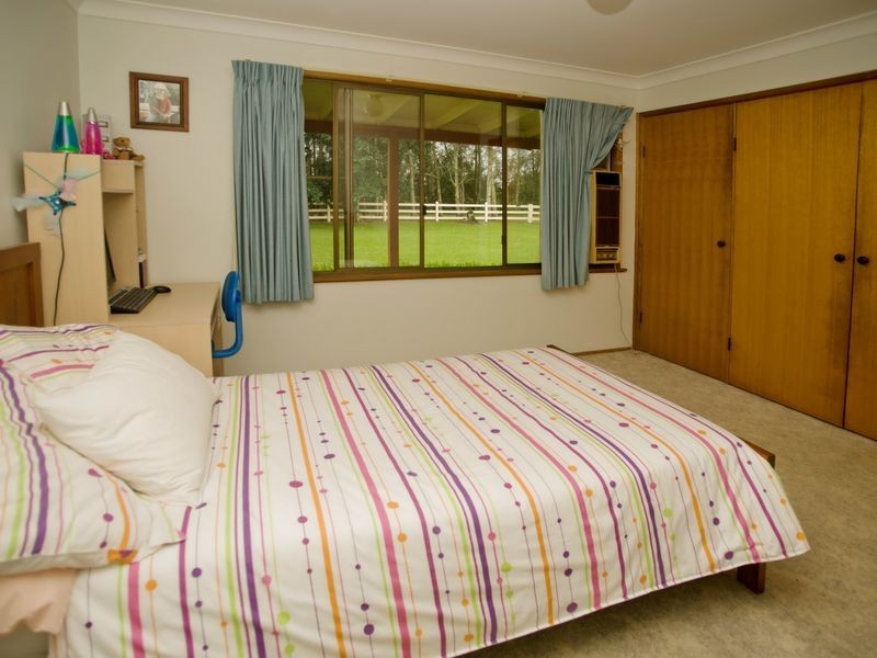 10 Narrung Place, Oxley Island NSW 2430