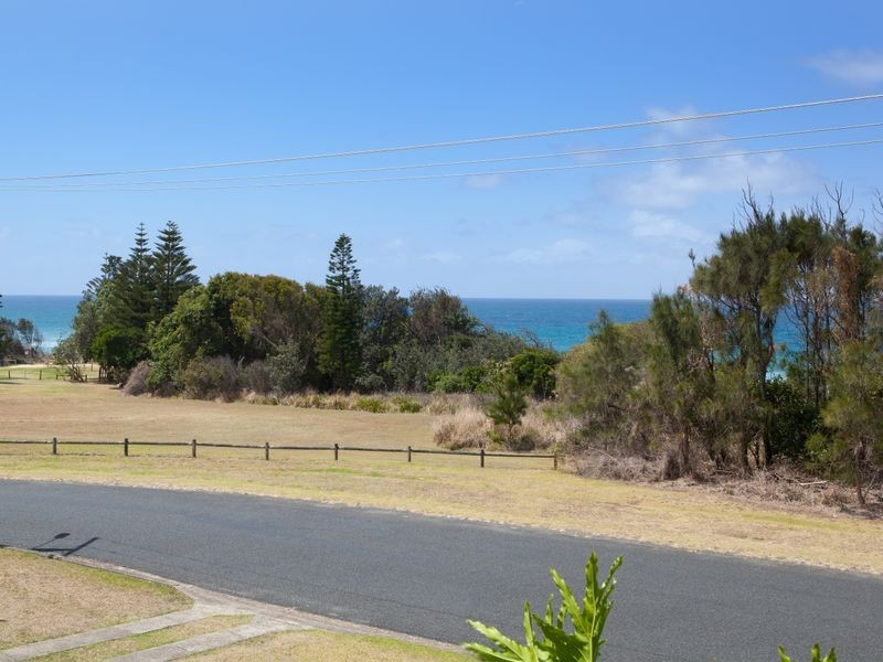 19 Ungala Road, Old Bar NSW 2430