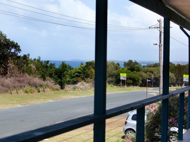 19 Ungala Road, Old Bar NSW 2430