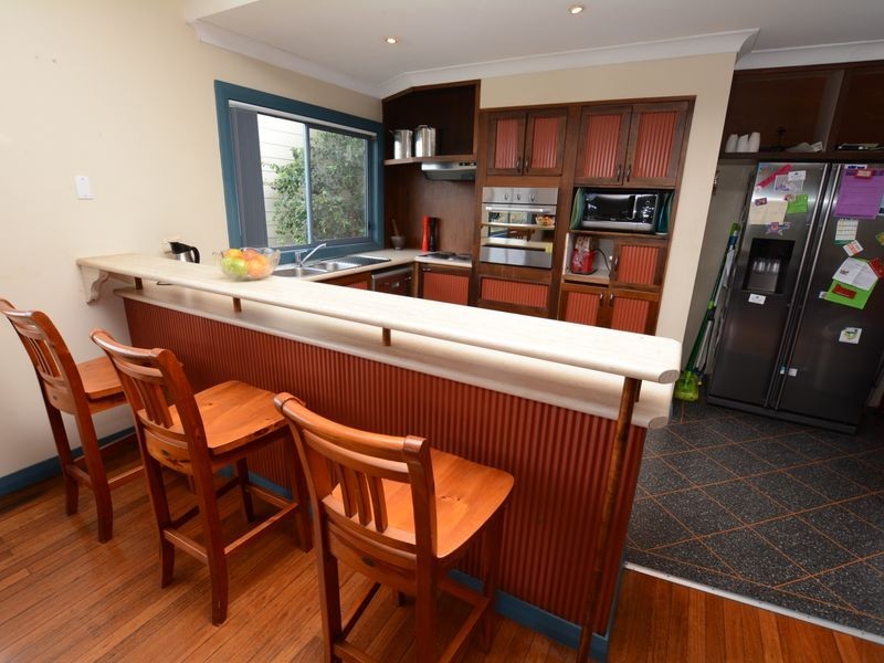 19 Ungala Road, Old Bar NSW 2430