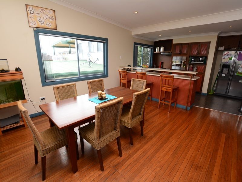 19 Ungala Road, Old Bar NSW 2430