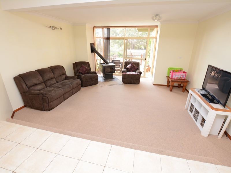 17 Suni Drive, Old Bar NSW 2430