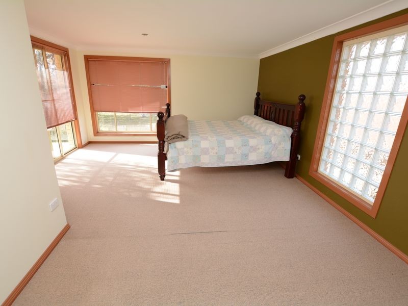 17 Suni Drive, Old Bar NSW 2430