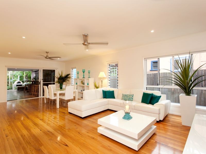 13 Hall Street, Old Bar NSW 2430