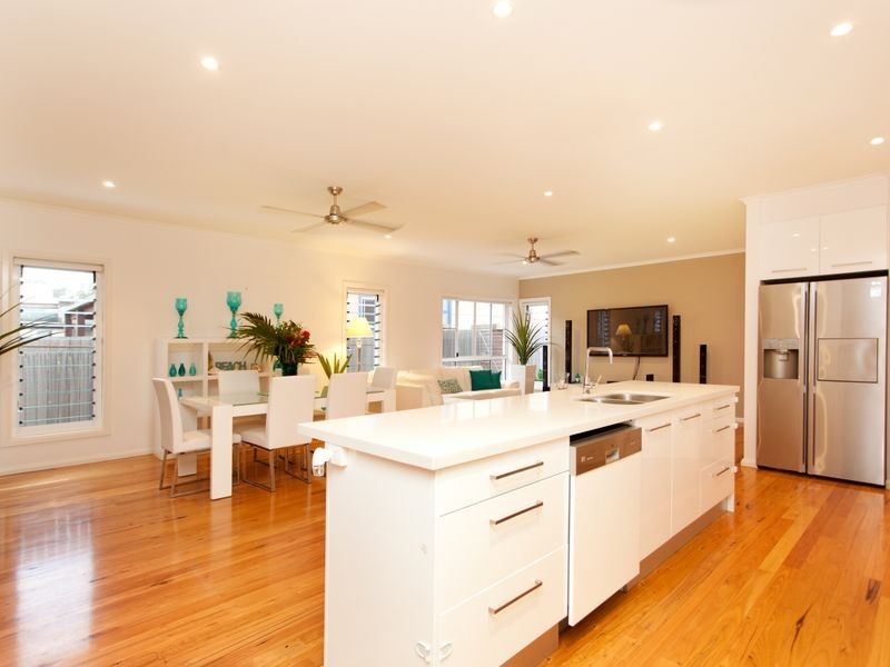 13 Hall Street, Old Bar NSW 2430