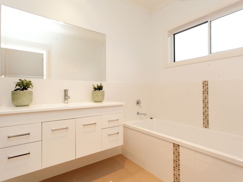 13 Hall Street, Old Bar NSW 2430