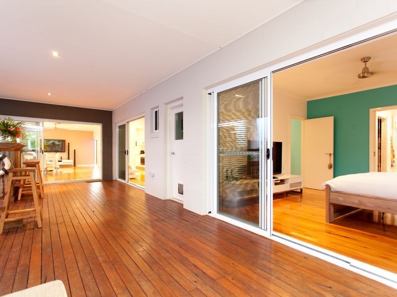 13 Hall Street, Old Bar NSW 2430