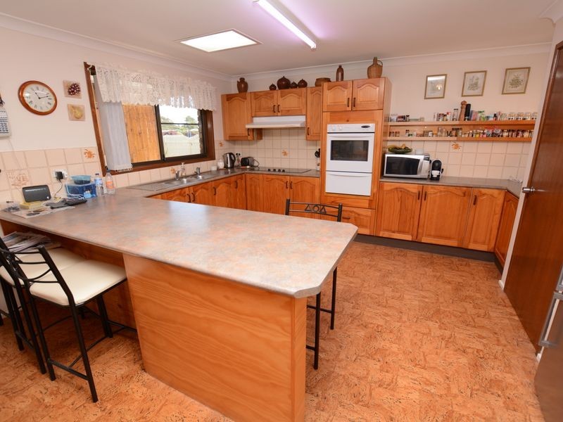 25 Richardson Street, Old Bar NSW 2430