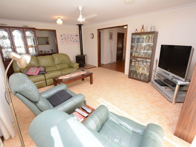 25 Richardson Street, Old Bar NSW 2430