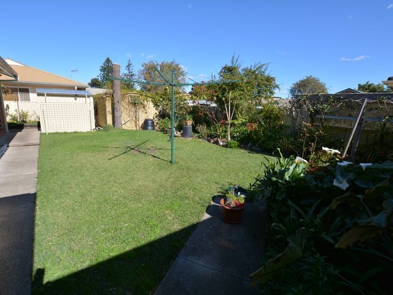 25 Richardson Street, Old Bar NSW 2430