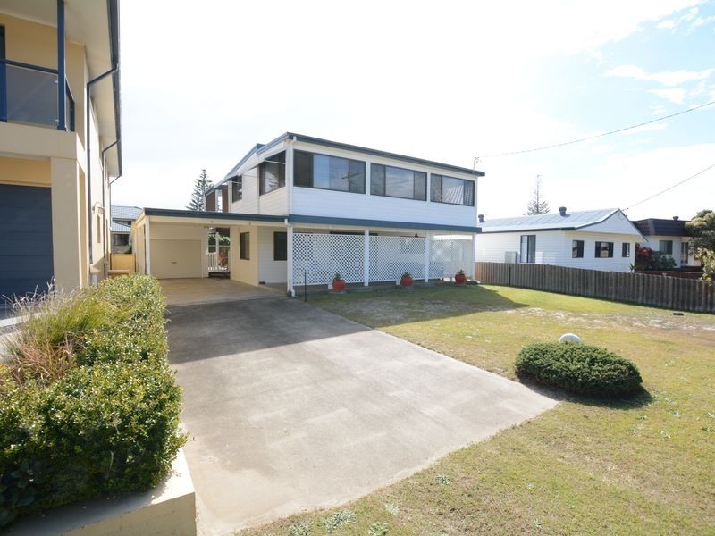 15 Manning Street, Manning Point NSW 2430
