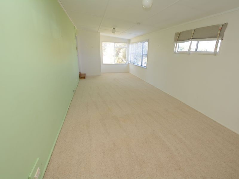 21 Ungala Road, Old Bar NSW 2430