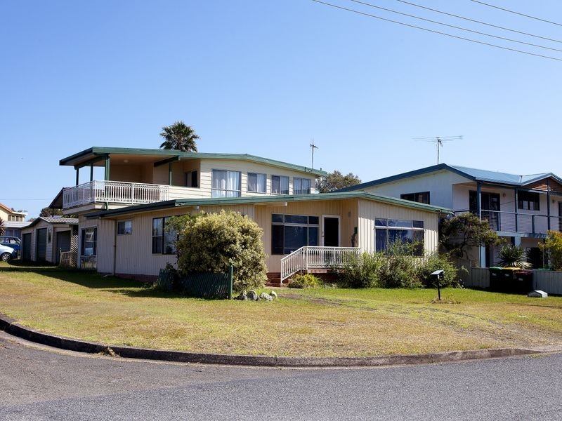 21 Ungala Road, Old Bar NSW 2430