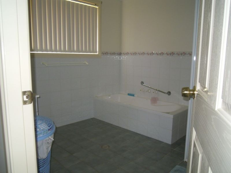 35 Wyden Street, Old Bar NSW 2430