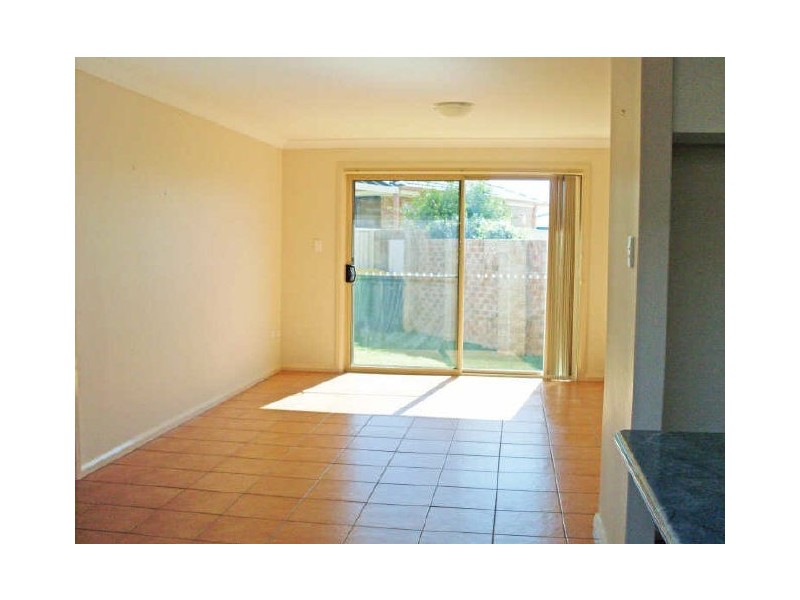 2/6 Ivy Crescent, Old Bar NSW 2430