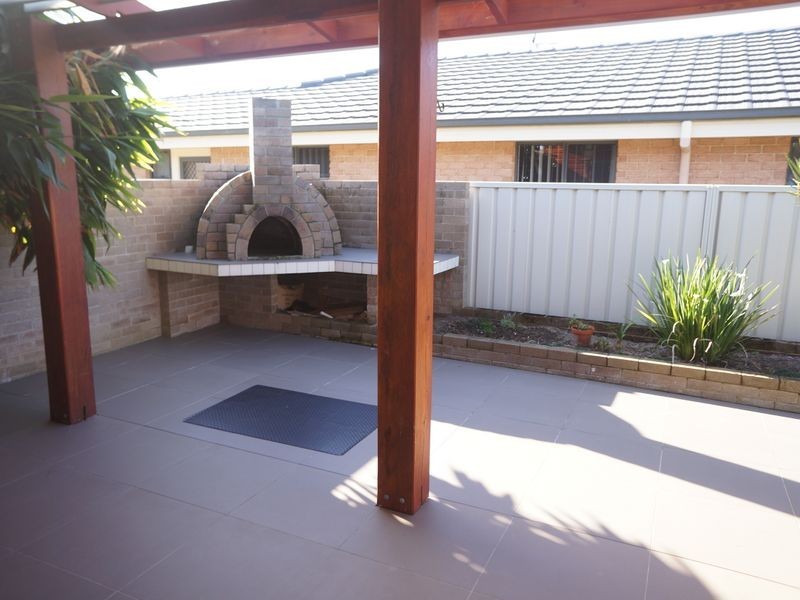22 Bluehaven Drive, Old Bar NSW 2430