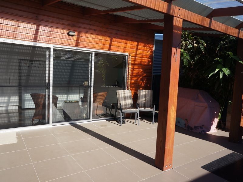 22 Bluehaven Drive, Old Bar NSW 2430