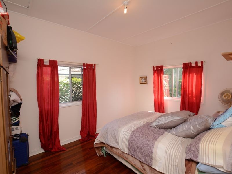 12 Sheppard Street, Old Bar NSW 2430