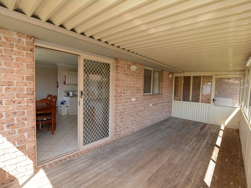 34 Medowie Road, Old Bar NSW 2430