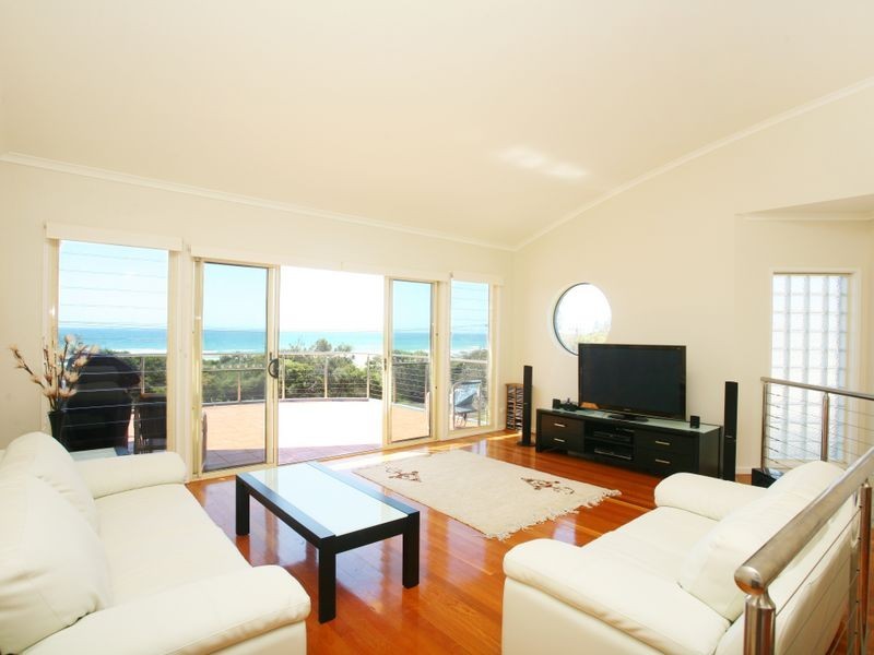 1/37 Marine Drive, Wallabi Point NSW 2430