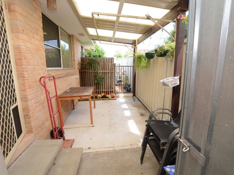 1/8 Bryan Street, Old Bar NSW 2430