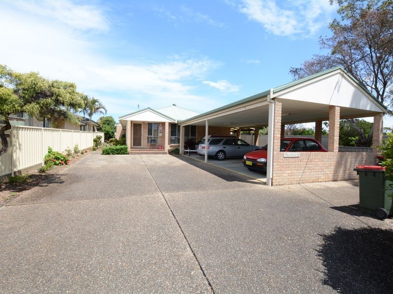 1/8 Bryan Street, Old Bar NSW 2430