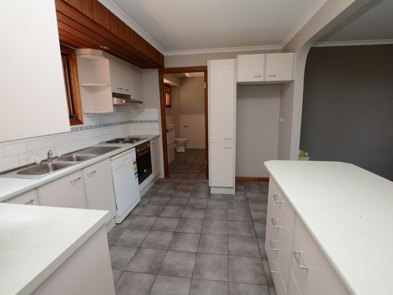 31 Talawong Drive, Taree NSW 2430