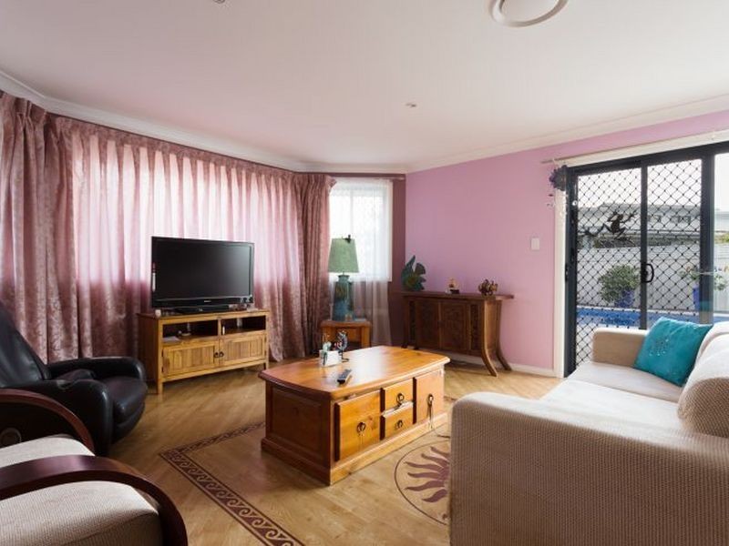 9 Yellowfin Avenue, Old Bar NSW 2430