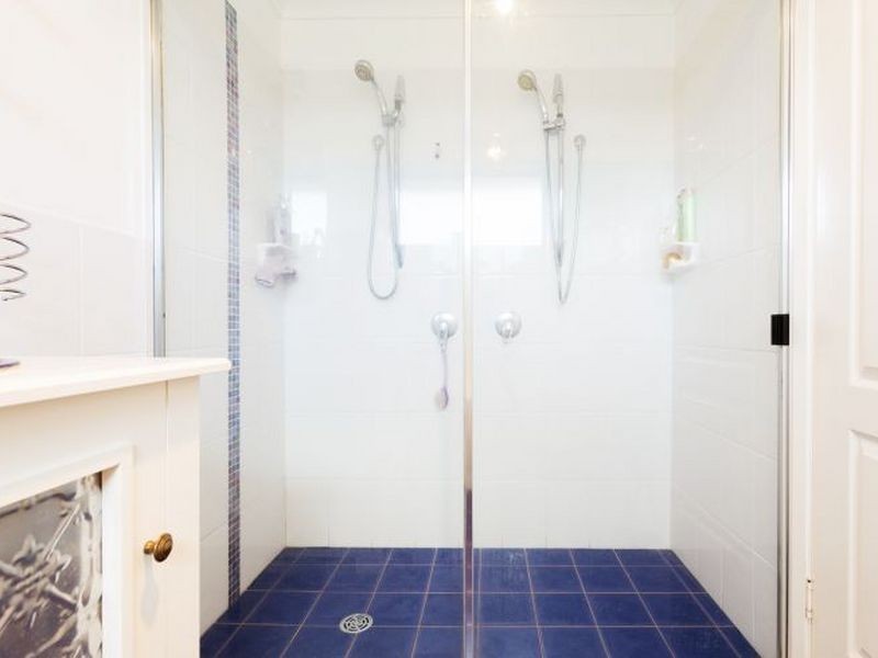 9 Yellowfin Avenue, Old Bar NSW 2430