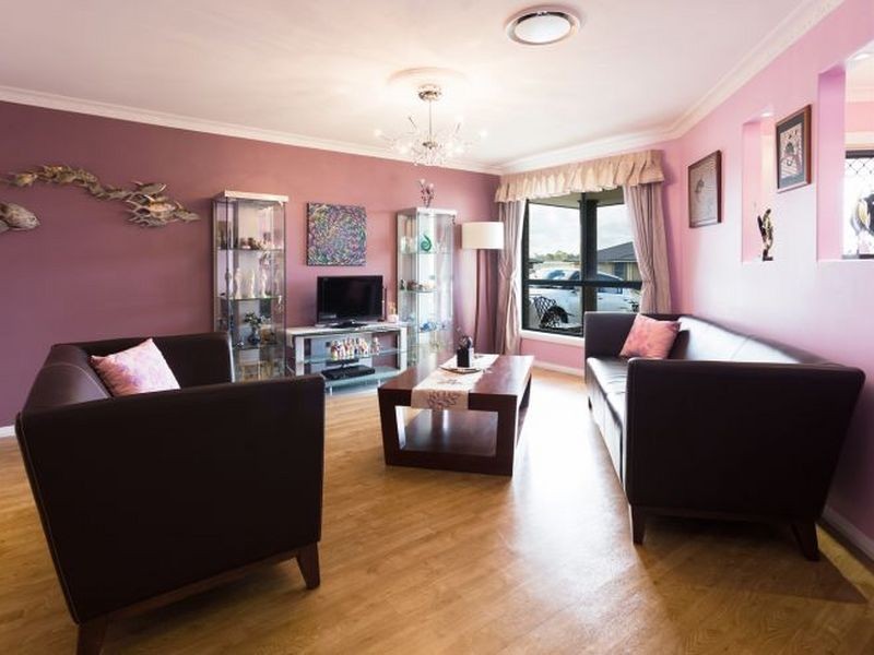 9 Yellowfin Avenue, Old Bar NSW 2430