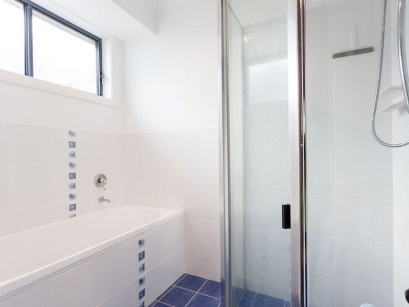 9 Yellowfin Avenue, Old Bar NSW 2430