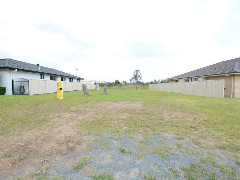 6 Yellowfin Avenue, Old Bar NSW 2430