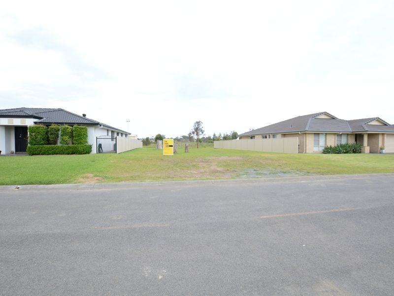 6 Yellowfin Avenue, Old Bar NSW 2430