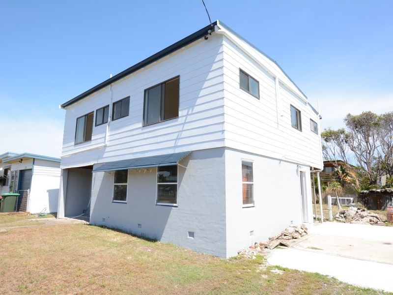 23 Manning Street, Manning Point NSW 2430