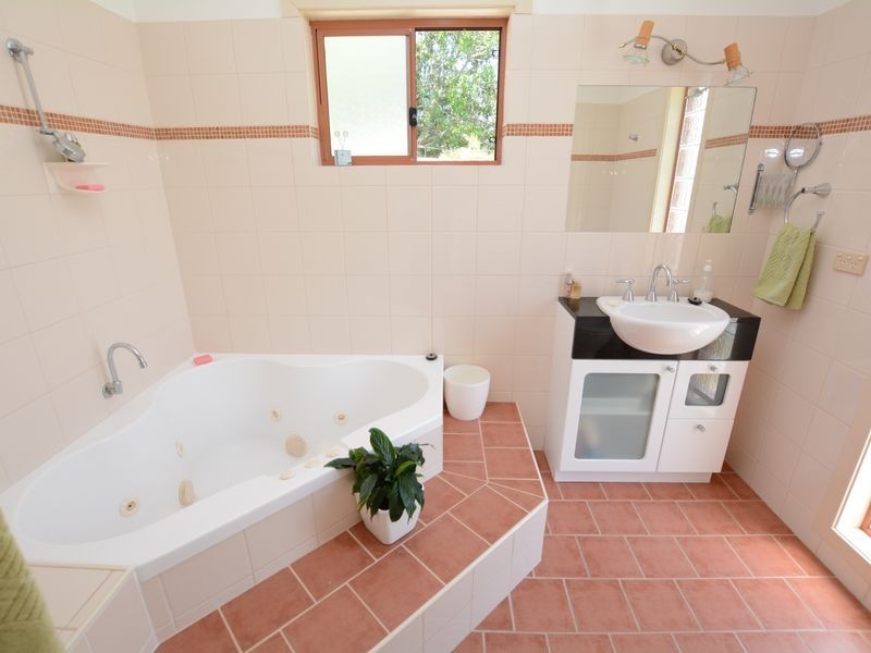 38 Mistral Place, Old Bar NSW 2430
