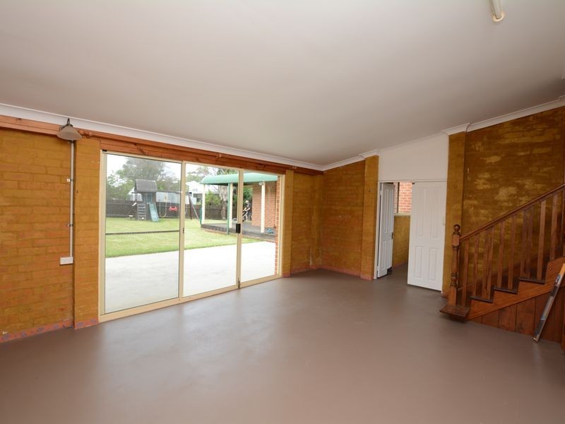 5 Laurina Close, Old Bar NSW 2430