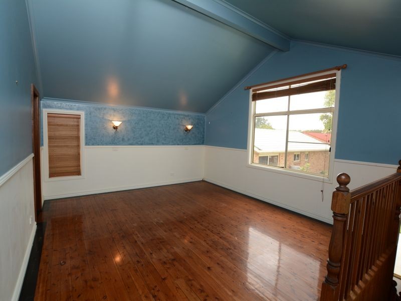 5 Laurina Close, Old Bar NSW 2430