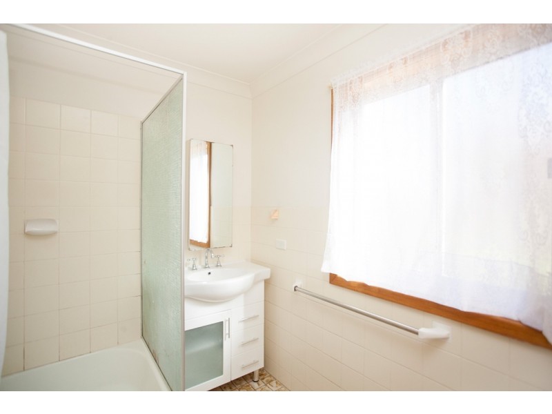 1 Smith Street, Old Bar NSW 2430