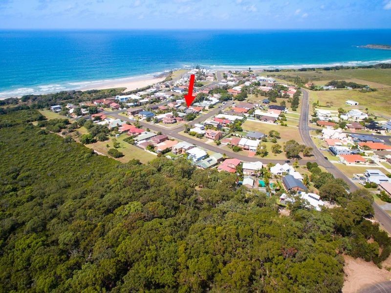 5 Spinnaker Cove, Wallabi Point NSW 2430