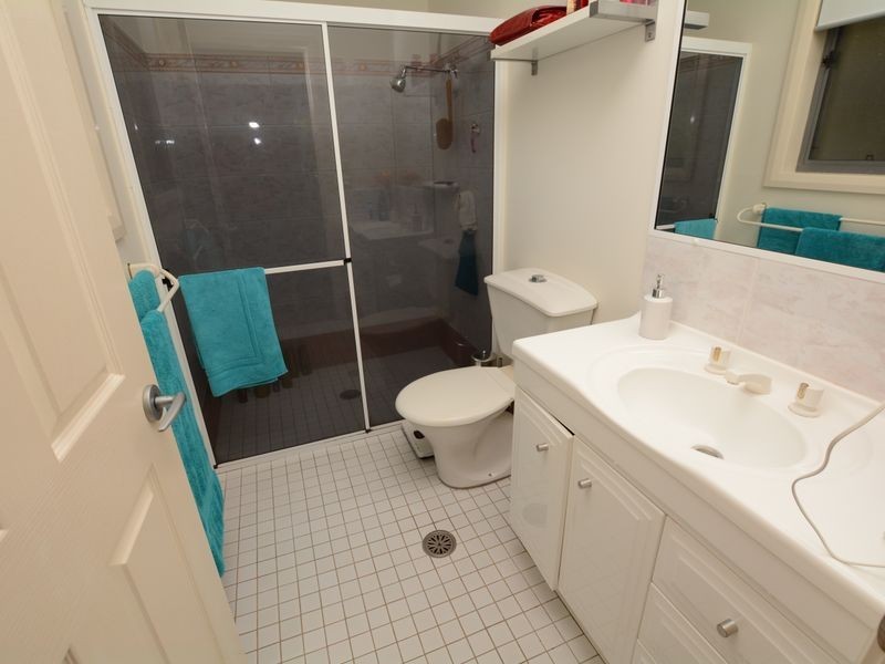 5 Spinnaker Cove, Wallabi Point NSW 2430