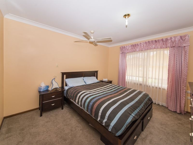 7 Wyden Street, Old Bar NSW 2430